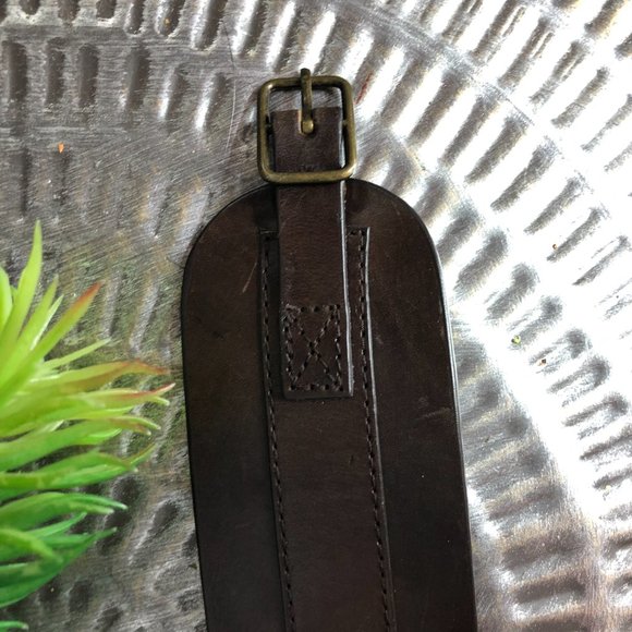 VINCE. 2.5-Inch Belt, Premium Saddle Leather, Dark Brown, Fits Sz 30 to 32 main image 8